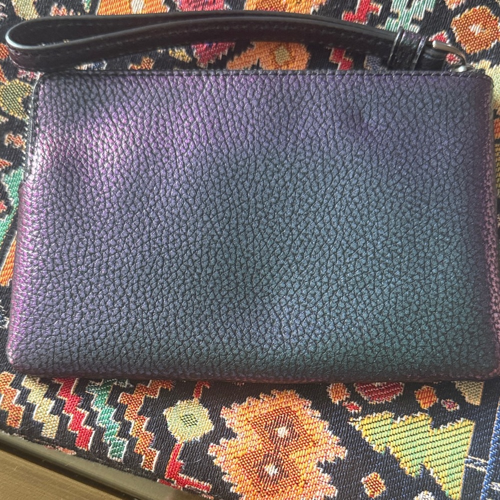 Rare Coach Holographic Green Purple Shift Leather Corner Zip Wristlet - Picture 10 of 12